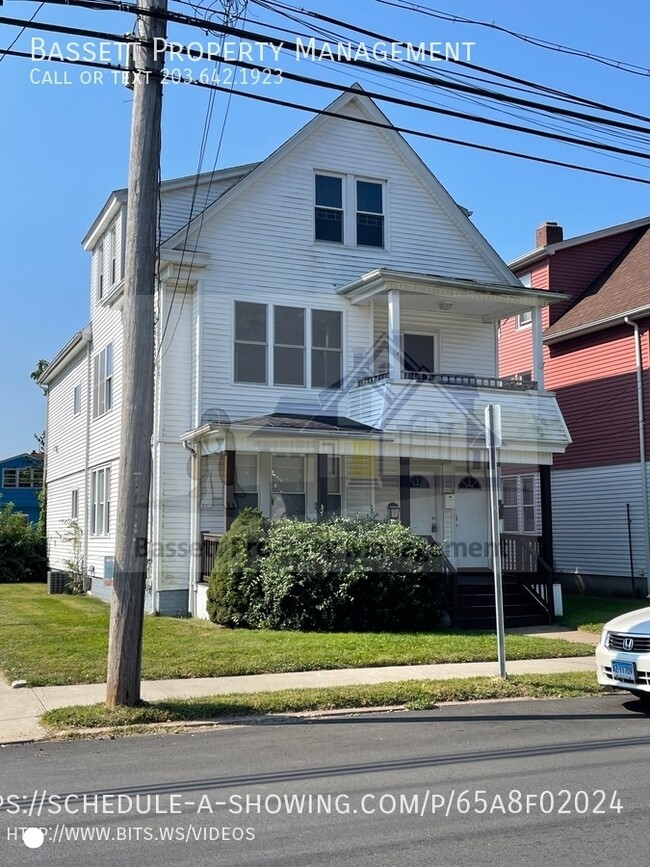 Building Photo - 66 Church St Rental