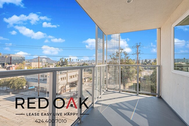 Photo - 11405 Chandler Blvd Unit 515