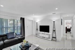 Photo - 4314 SW 48th Ct