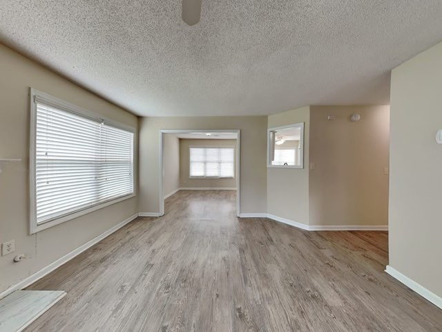 Photo - 105 Rocky Creek Ct