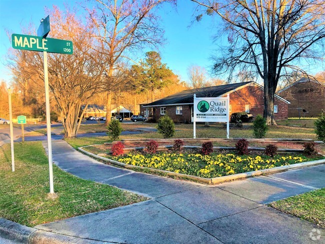 Building Photo - Quail Ridge Apartments