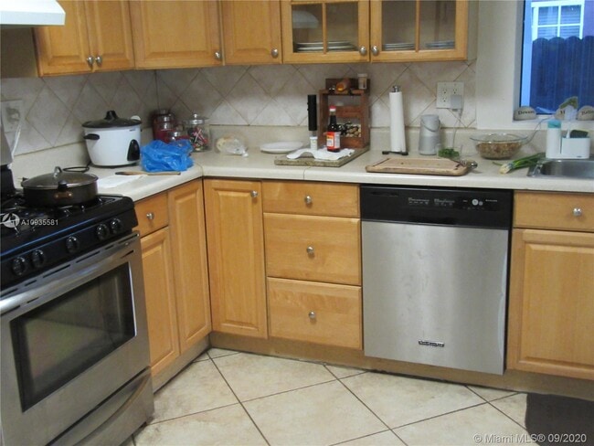 Photo - 140 NW 190th St