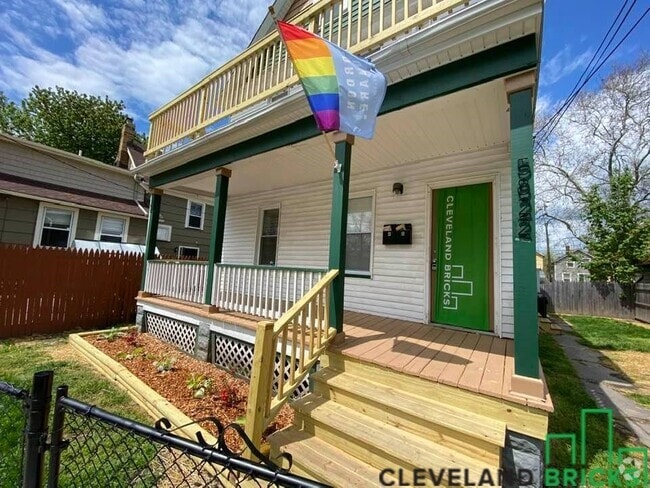 Building Photo - 5822 Lawn Ave Rental