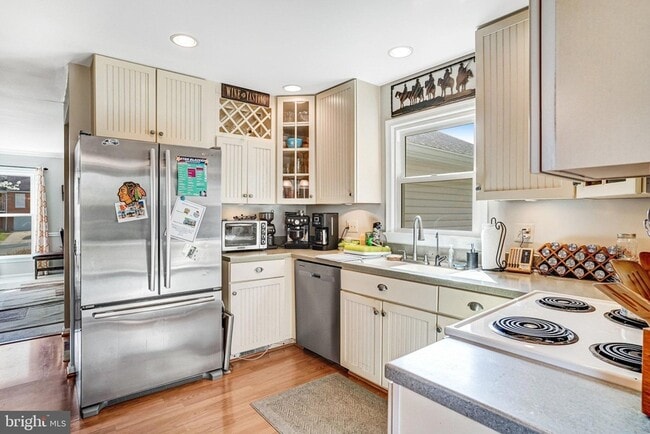 Photo - 6302 Shiplett Blvd