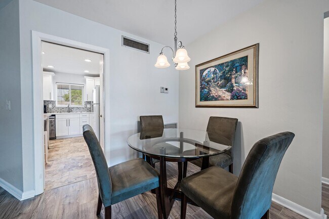 Photo - 6 Garden St Unit 205p