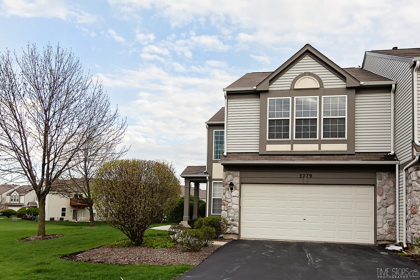Photo - 3279 Bromley Ln