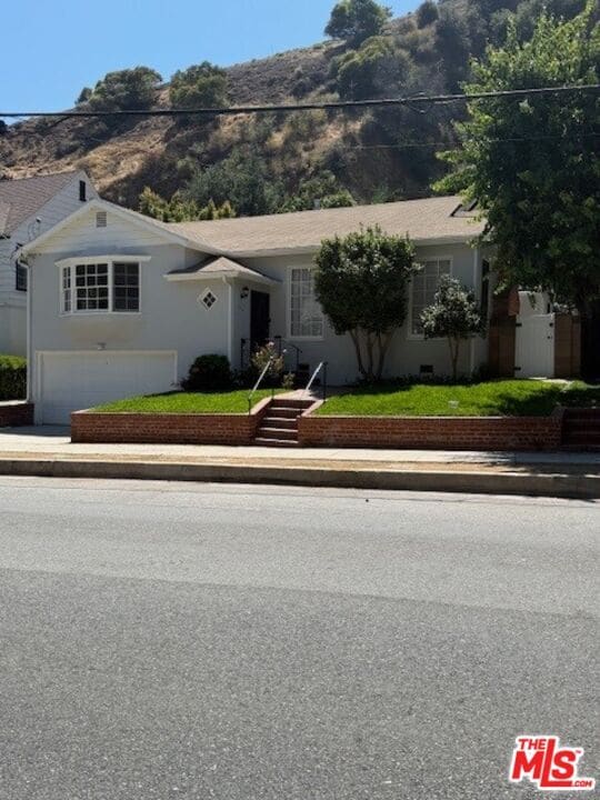 Photo - 2515 Canyon Dr House