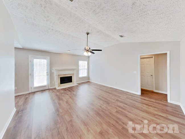 Photo - 4049 Sequoia Trail