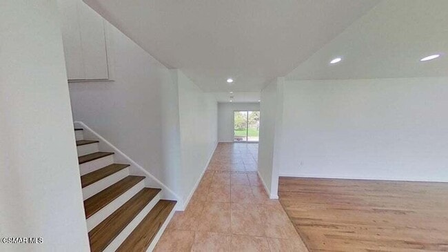 Photo - 845 La Grange Ave