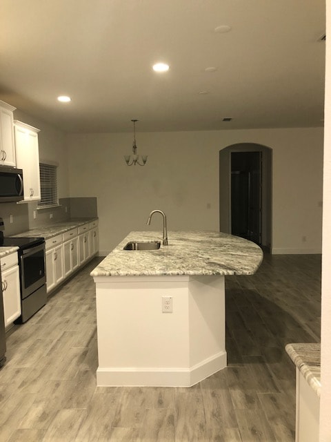 Photo - 201 Messina Pl