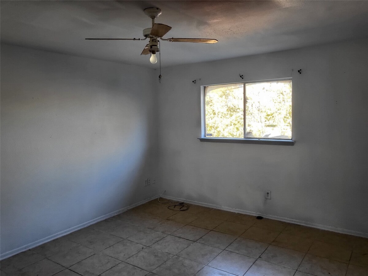 Photo - 713 Carol Lynn Dr