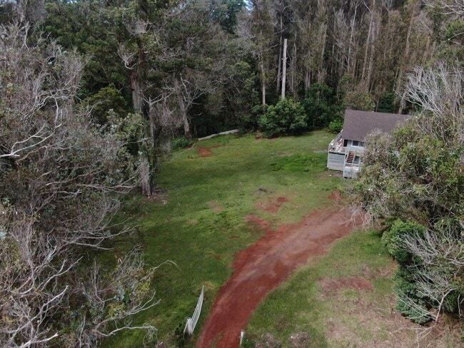 Building Photo - 18 Ehu Rd Unit 18 Ehu full property (3 Bedroom / 2 Bathroom)