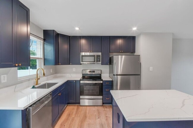 Photo - 128 Harper Ln