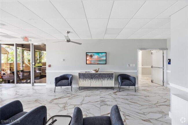 Building Photo - 5 Bluebill Ave Unit 108A Rental