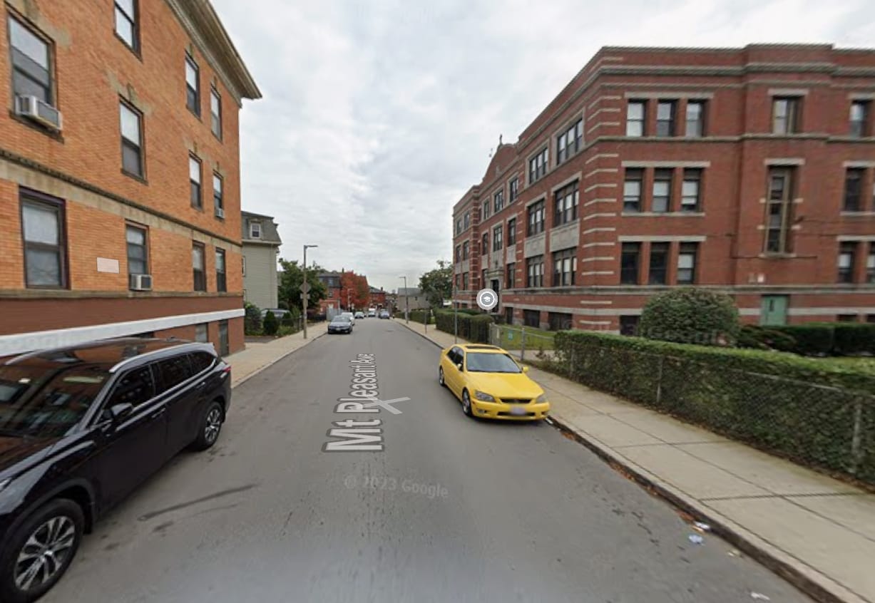 Photo - 114 Mount Pleasant Ave Unit 3