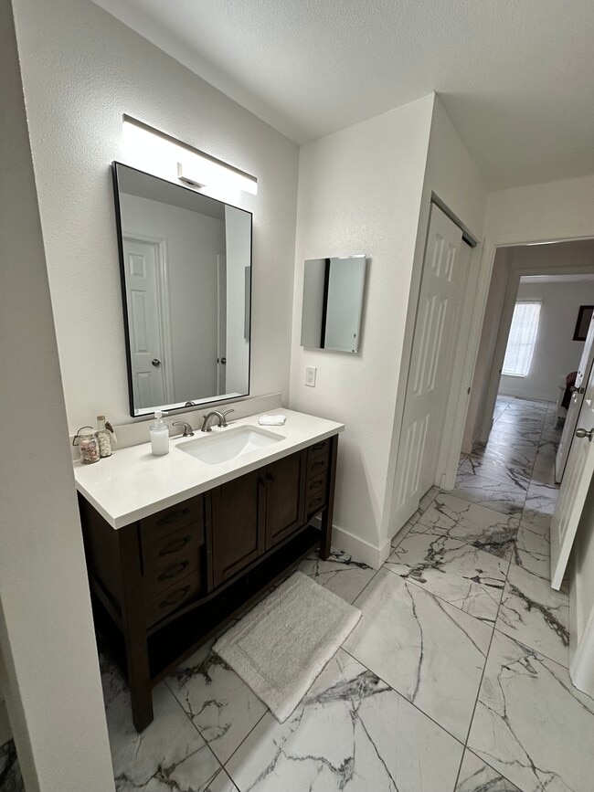 Photo - 130 Boundary Blvd