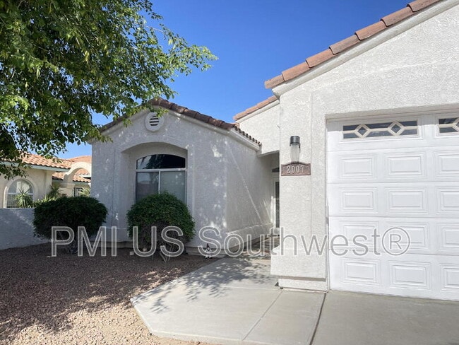 Building Photo - 2007 Lause Bay