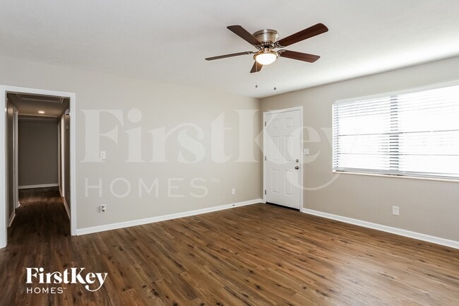 Photo - 2853 Oakcove Ln