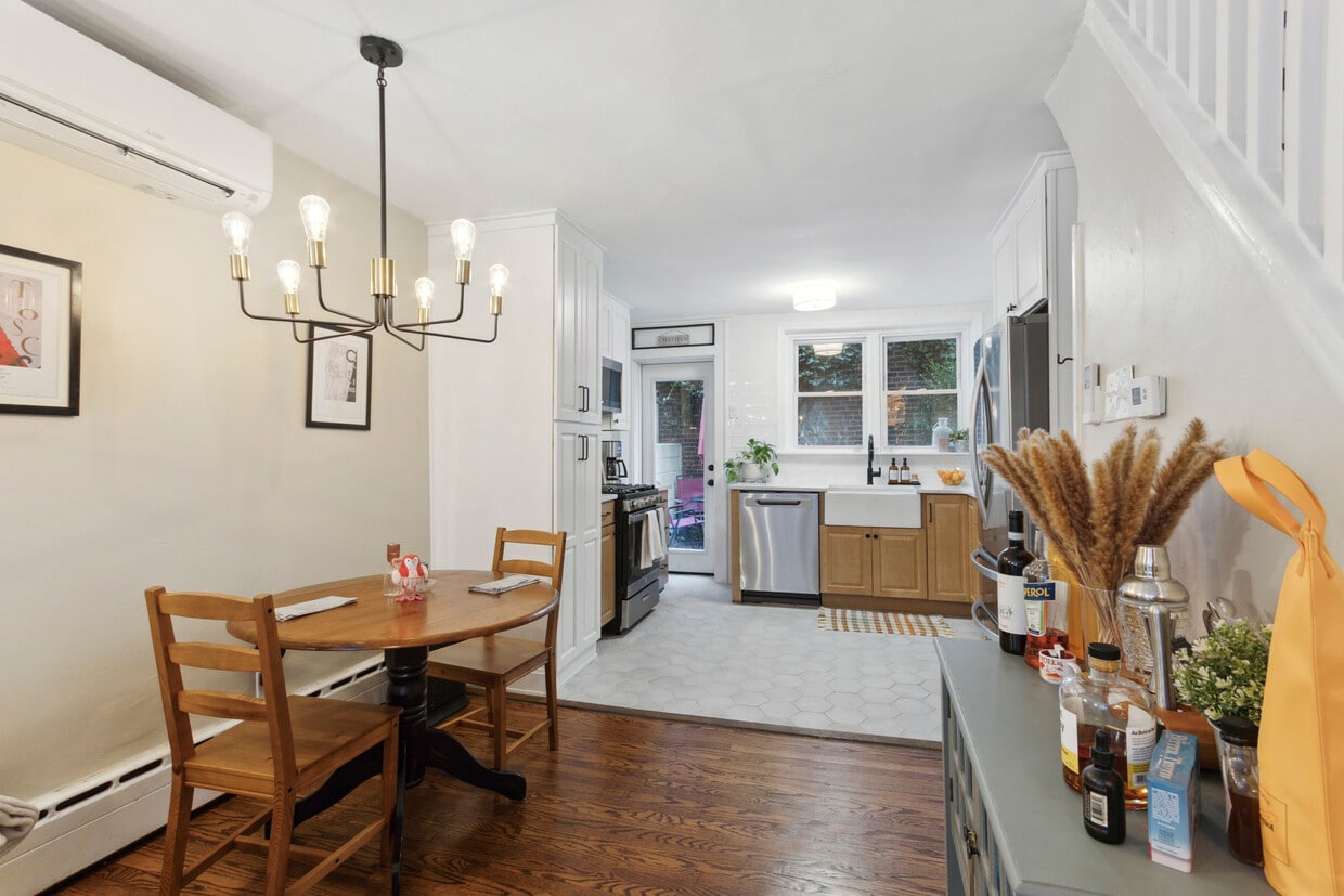 Photo - 715 Ellsworth St (Philadelphia, PA)