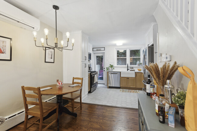 Photo - 715 Ellsworth St Casa