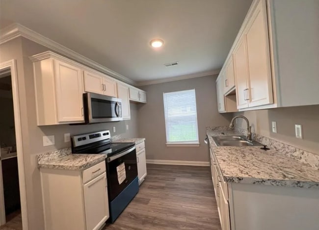 Photo - 118 Clark Rd