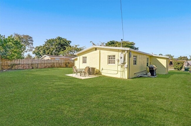 Photo - 6110 SW 38th St House