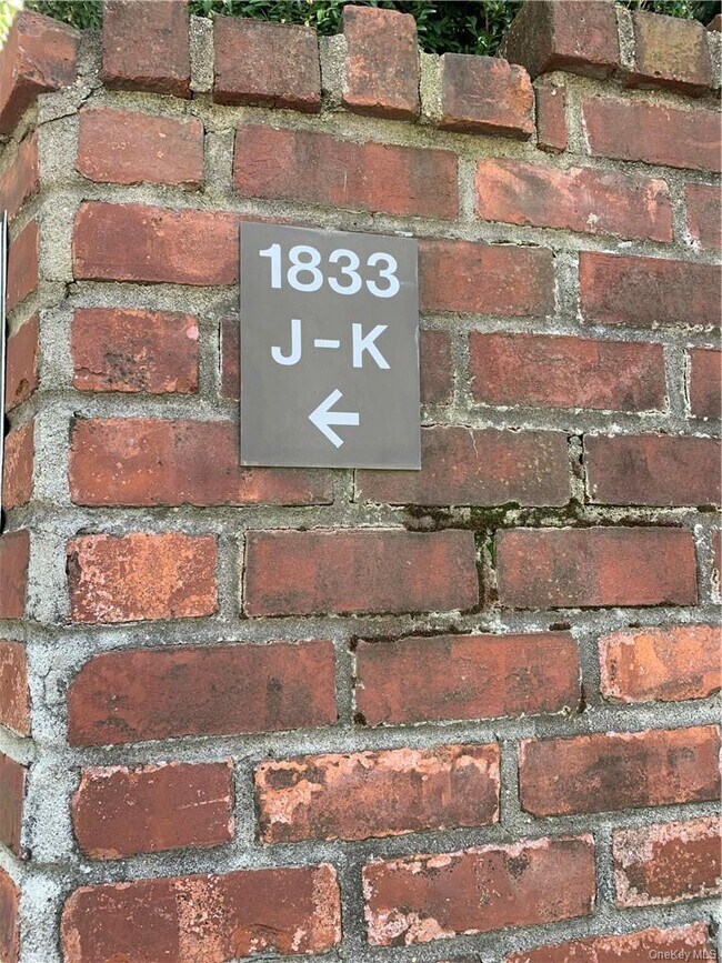 Building Photo - 1833 Palmer Ave Unit 3K