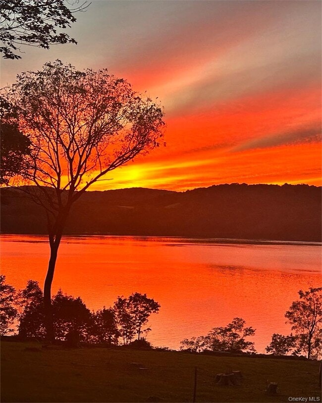 Photo - 660 Wheeler Hill Rd