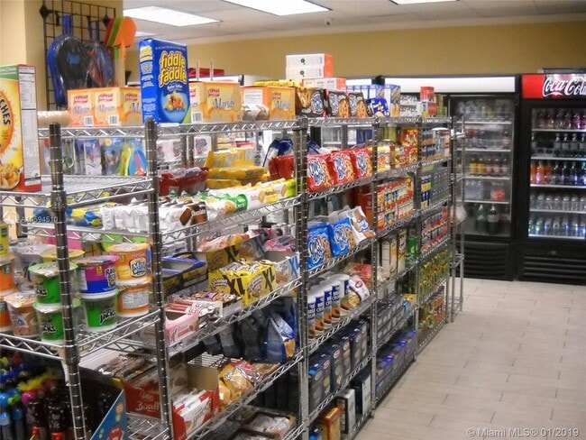 Building Photo - 3901 S Ocean Dr Unit 14E