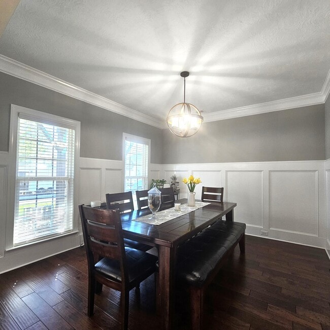 Photo - 821 Herrington Dr