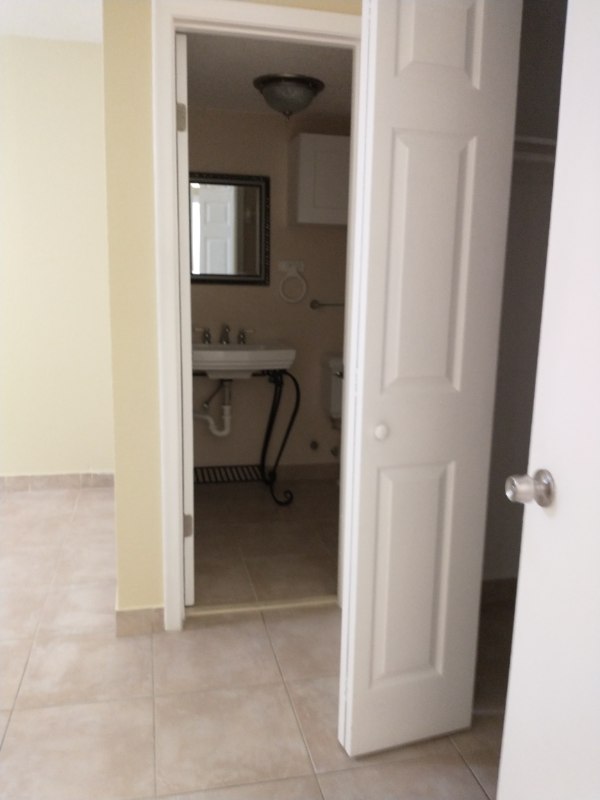 Building Photo - 3195 W 7th Ave Rental