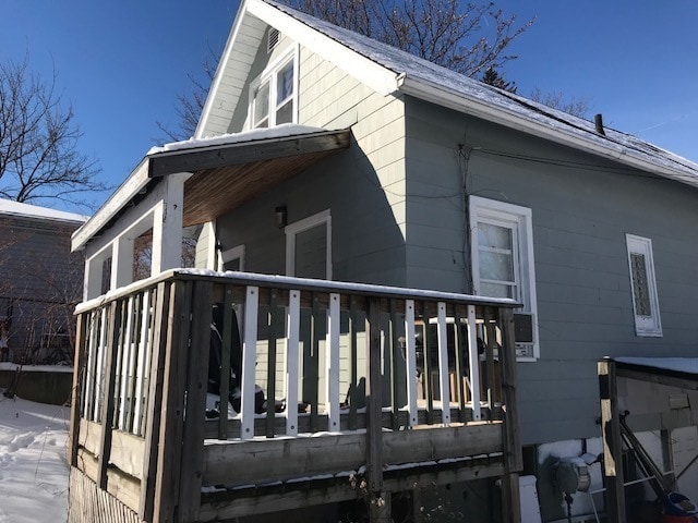 Building Photo - 2 Bedroom 1 Bath Bungalow in Pontiac