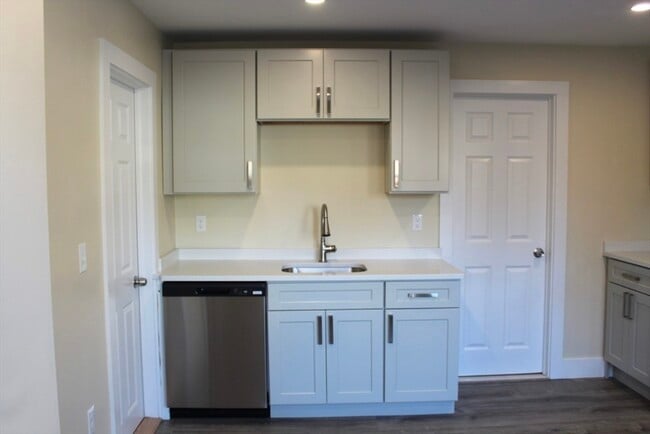 Photo - 78 Endicott St Unit 1L