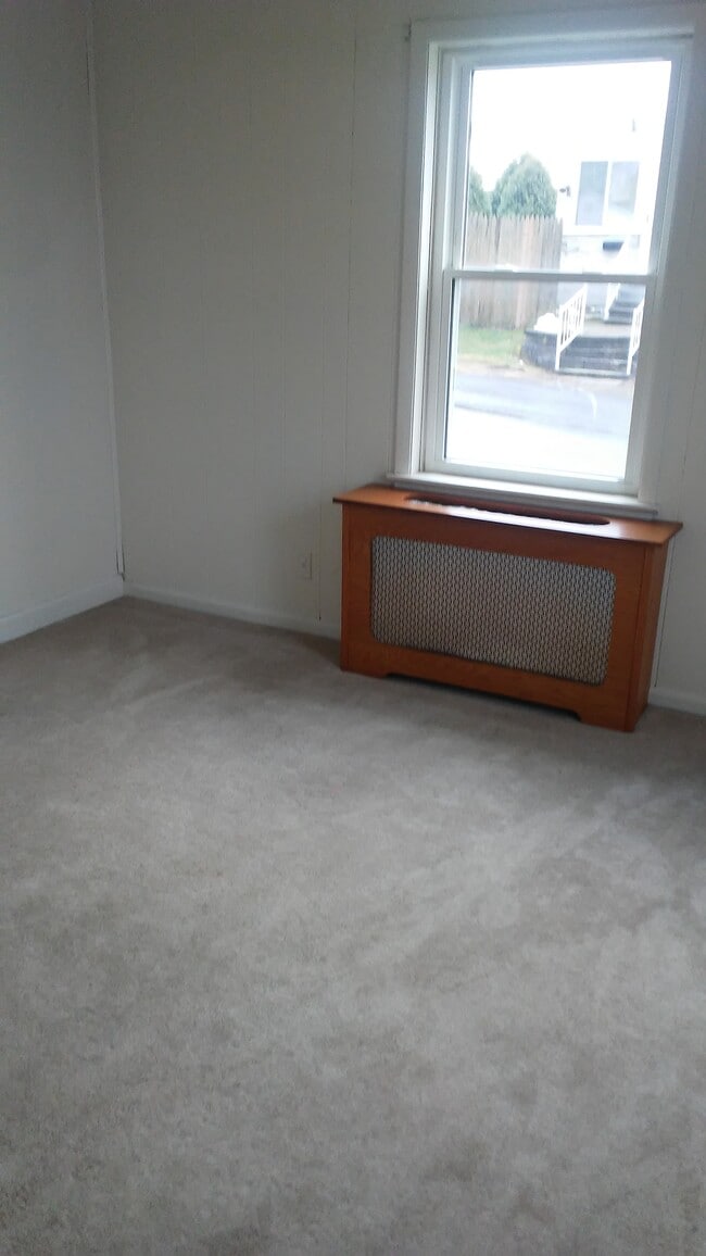 Photo - 925 Scalp Ave