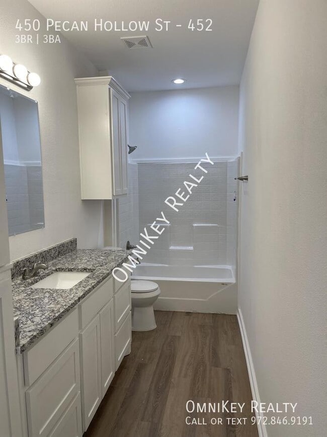 Photo - 450 Pecan Hollow St Unit 452
