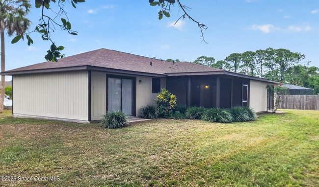 Photo - 1141 Mast Ct SE