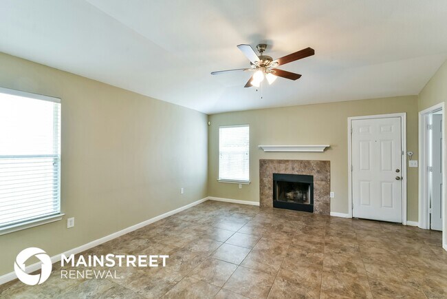 Photo - 6319 Cougar Village