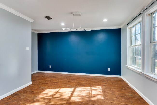 Photo - 320 S Mesa Verde Way House