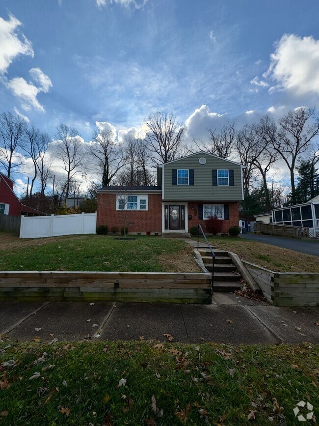 Building Photo - Charming 3Bed/1.5Bath in Parkville Rental