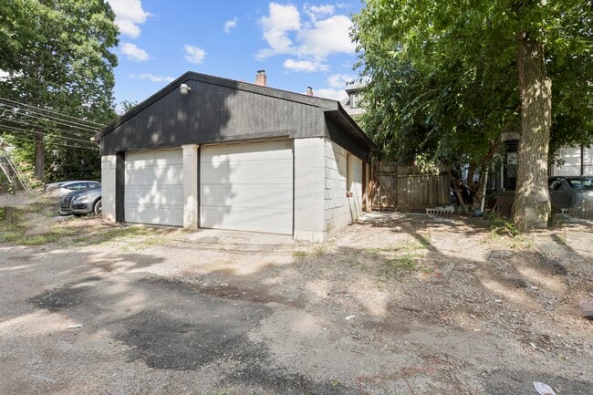 2 Car Garage