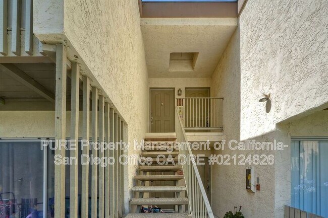 Photo - 432 Edgehill Ln