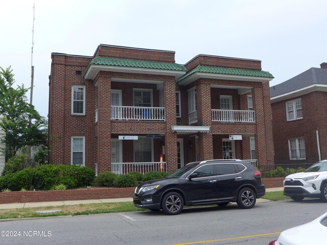 Building Photo - 102 S William St Unit Apt. F