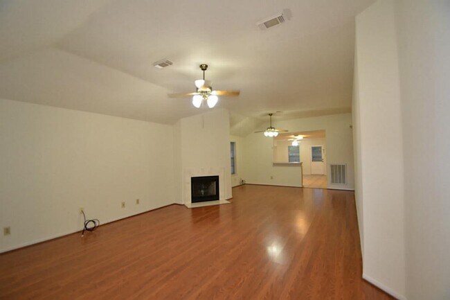 Photo - 2739 Blue Mist Dr