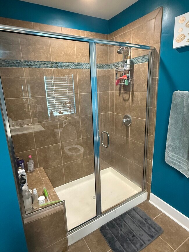 Photo - 3835 Willow Green Pl