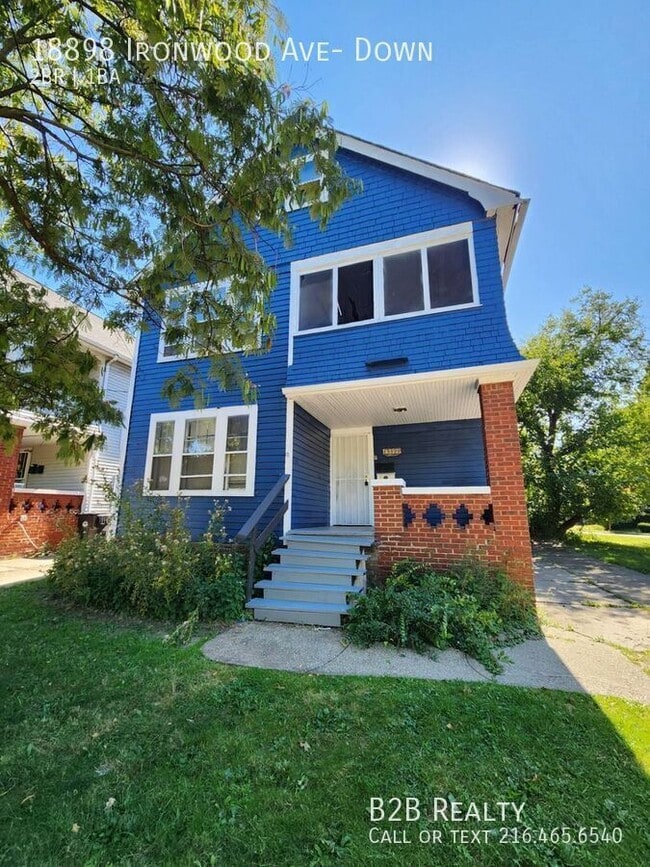 Photo - 18898 Ironwood Ave