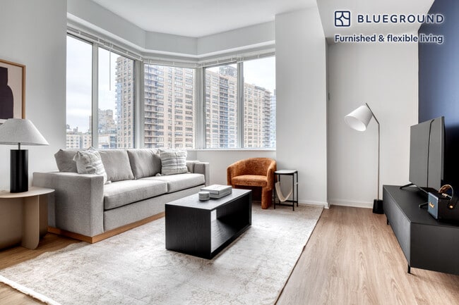 Building Photo - 180 Riverside Blvd Rental