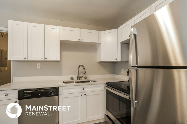 Photo - 6420 26th St W