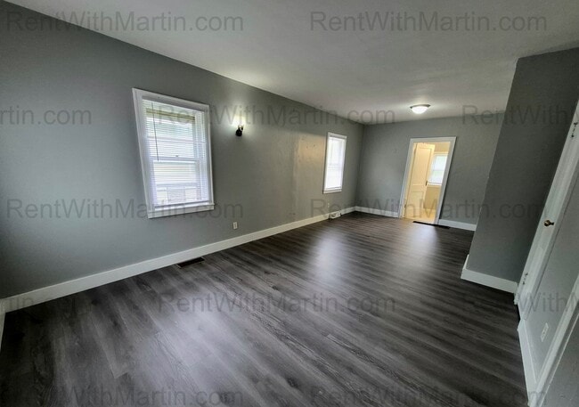 Photo - 1137 Columbia St