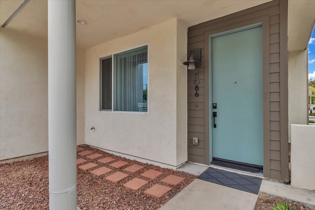 Photo - 5086 Long Beach Blvd