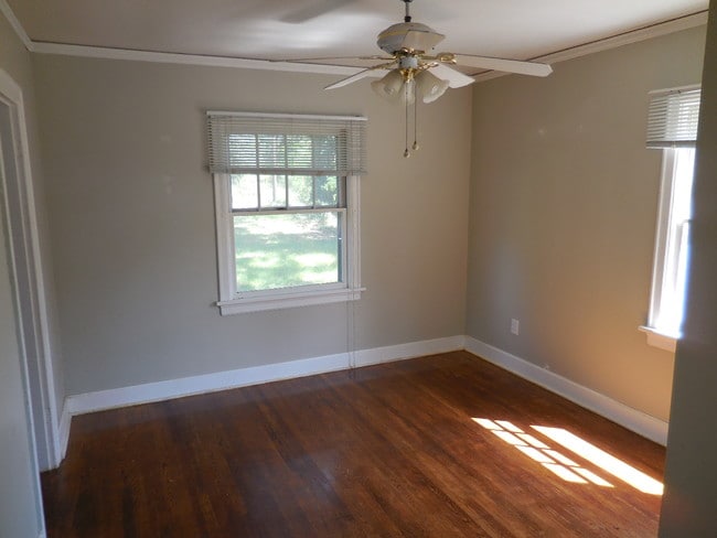 Photo - 16093 SW Roy Rogers Rd